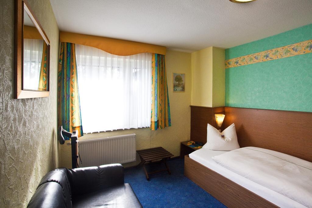 Zur Kastanie Hotell Mülheim an der Ruhr Rum bild